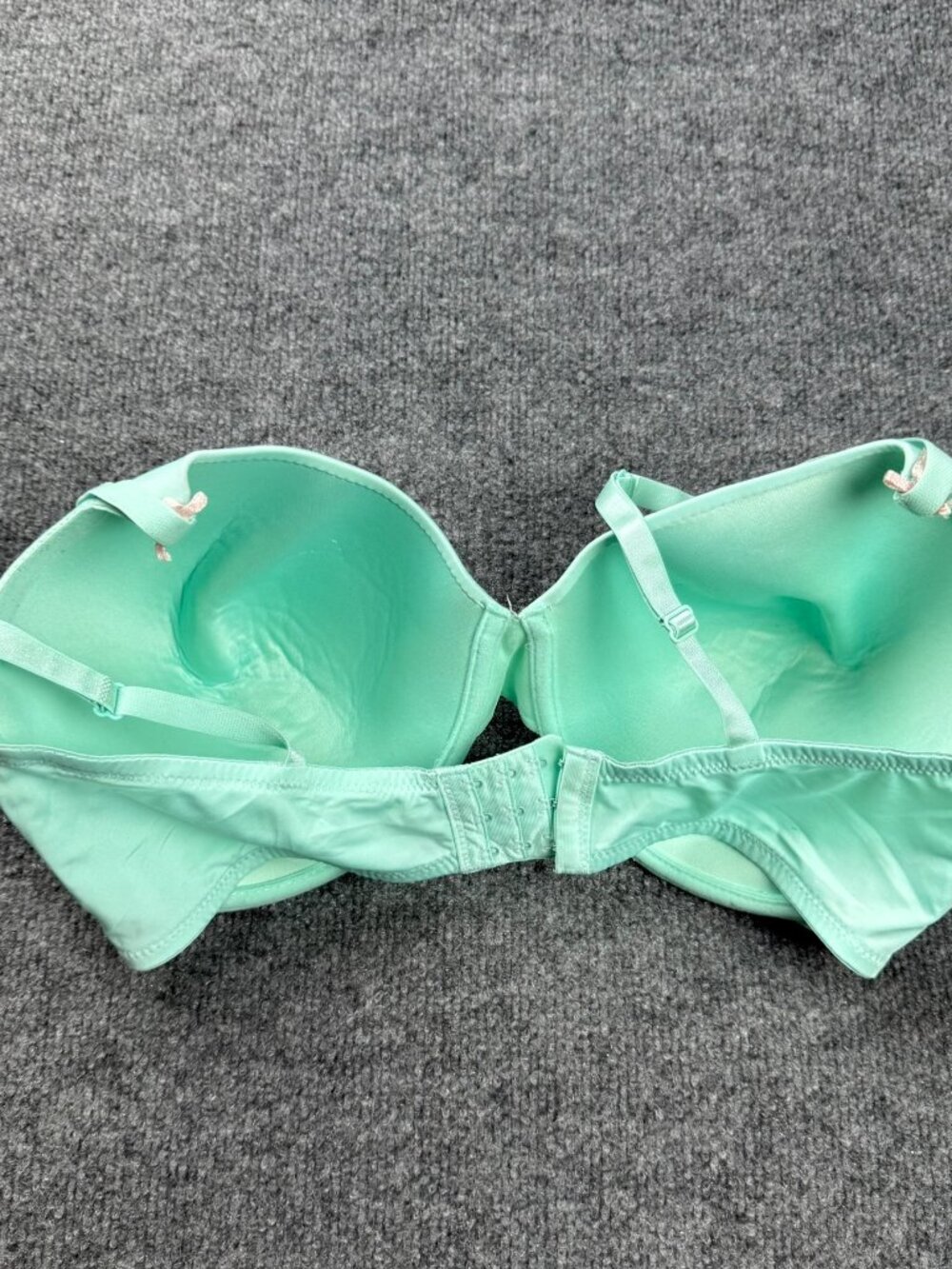 Joe Boxer Mint Green Underwire Bra Size 40dd Needs Cleaning Stain View 4